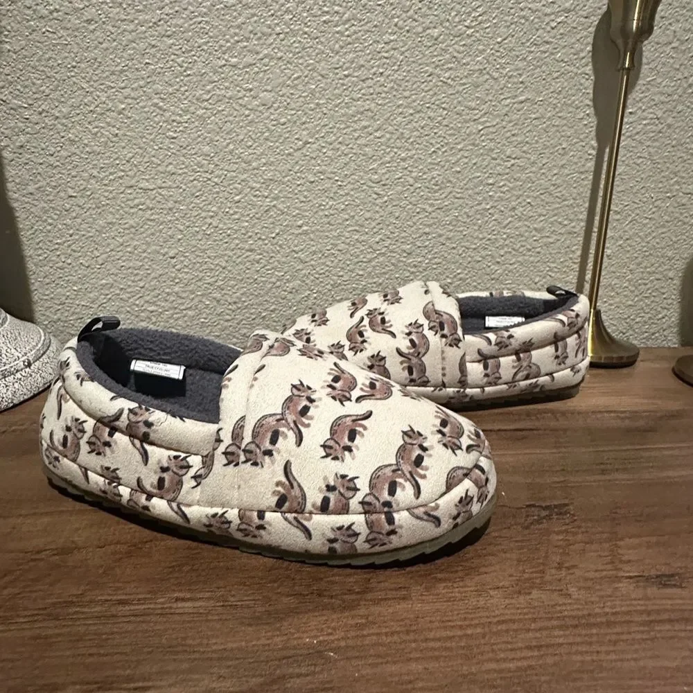 Carter's Boys Dinosaur Theme Slippers Size 9/10